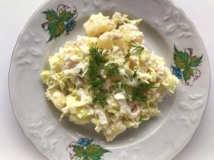 салат из пекинской капусты с курицей